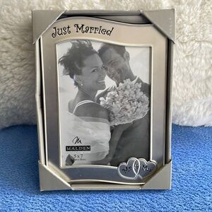 NWT.  Just Married silver Tone Picture Frame.  5x7”